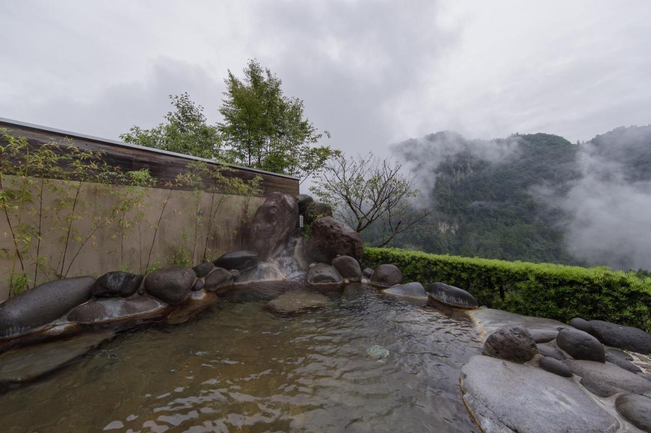 فندق Okuhita Onsen Umehibiki المظهر الخارجي الصورة
